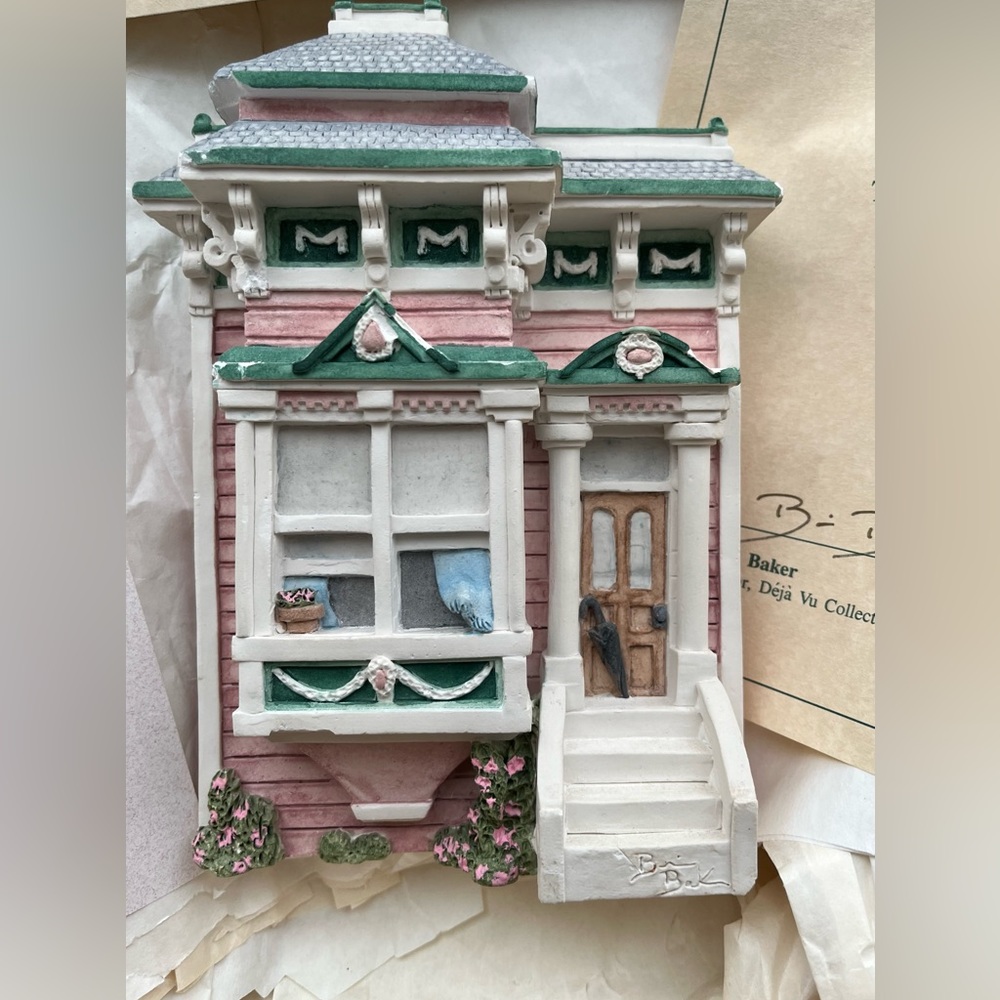 Brian Baker's Deja Vu Collection - City Cottage special Collector’s Club # 1682